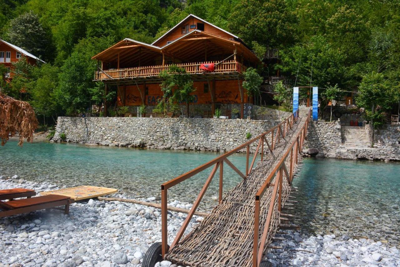Hotel Eagles Land Koman Exterior foto