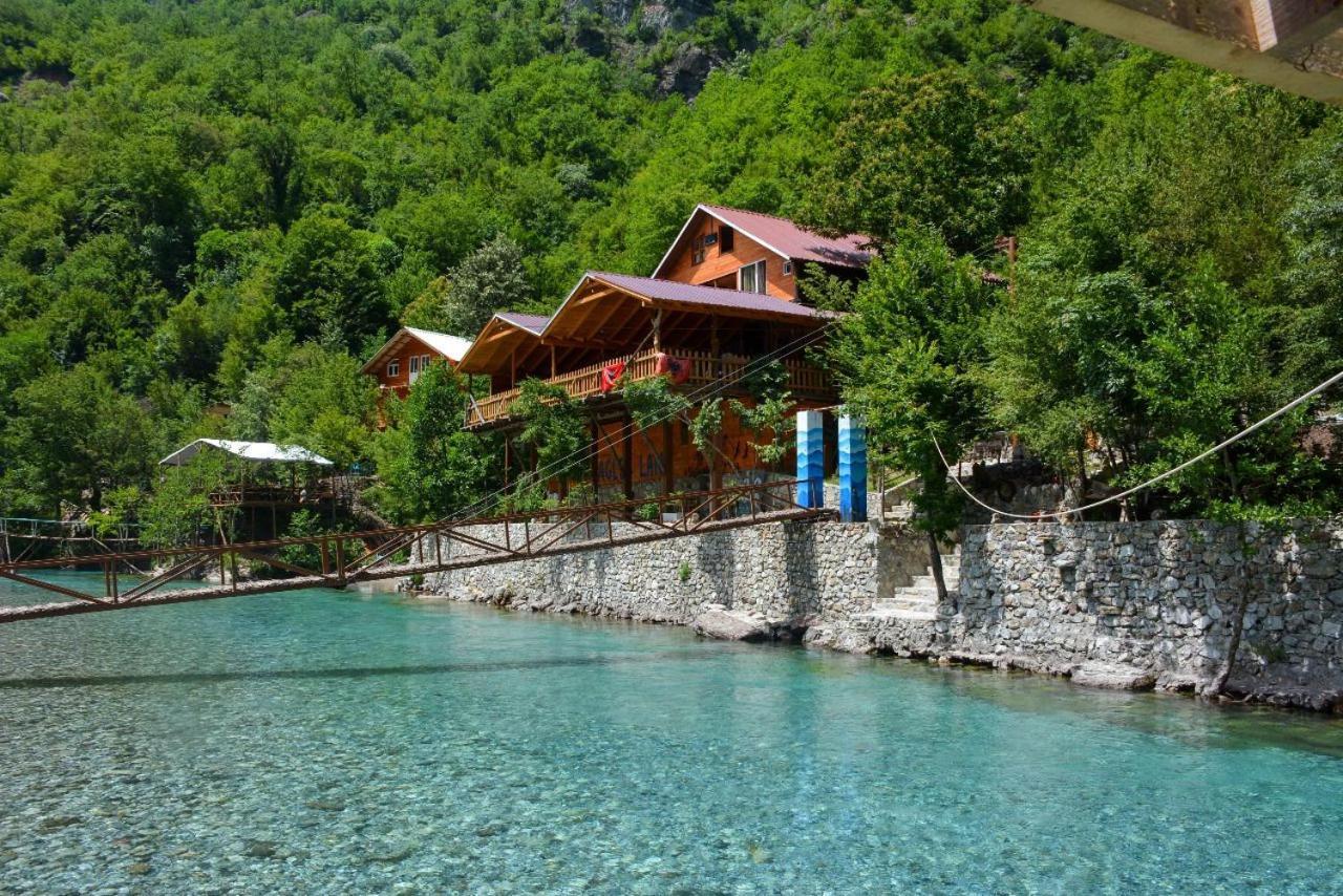 Hotel Eagles Land Koman Exterior foto